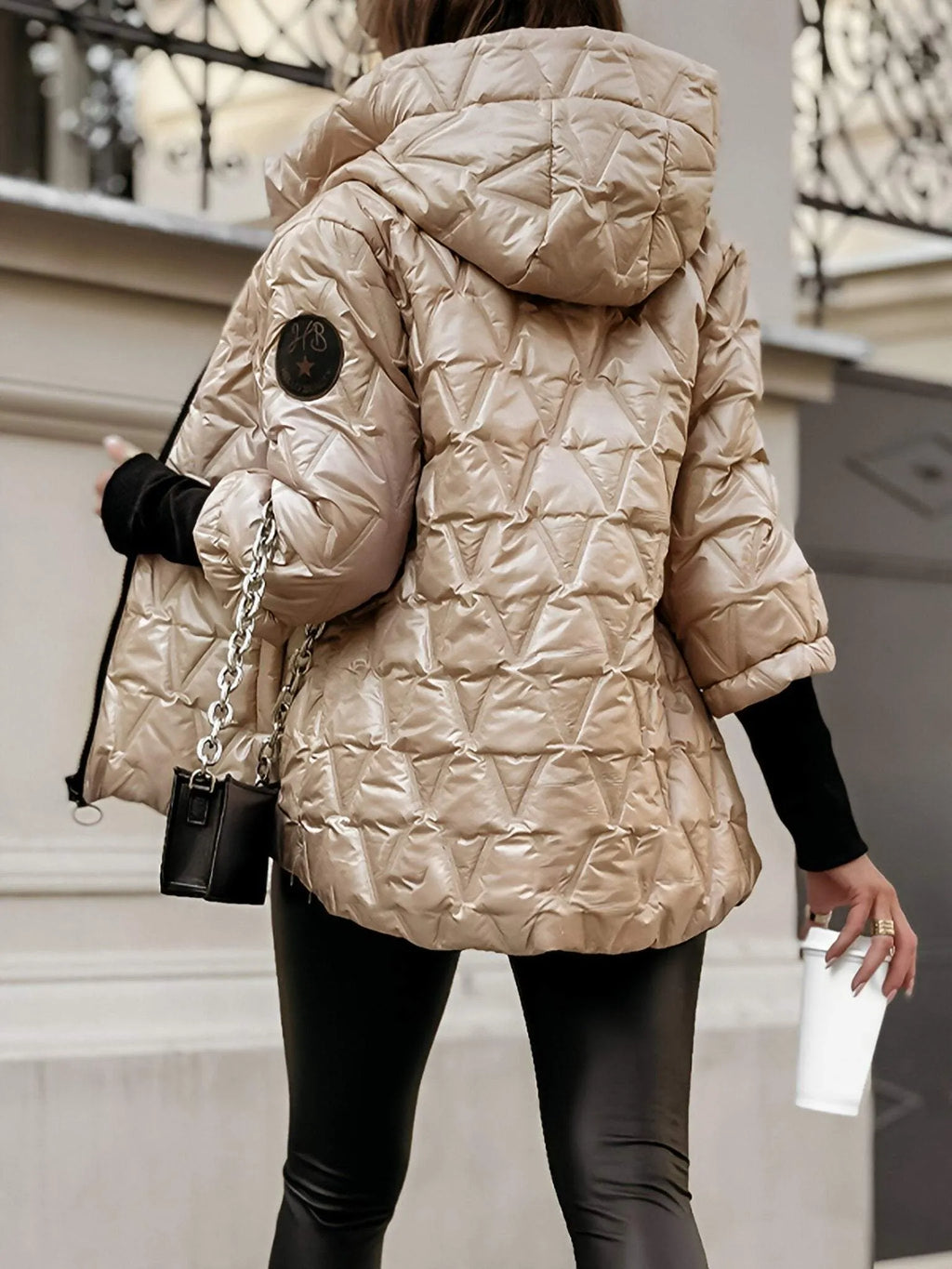 Eline | Veste matelassée brillante à capuche