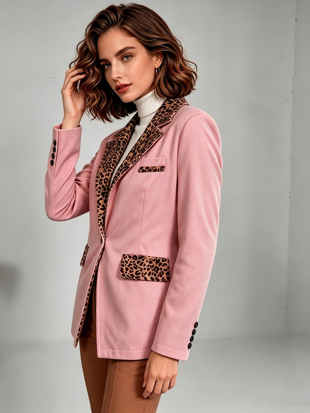 Clementine | Blazer ajusté en velours avec détails léopard