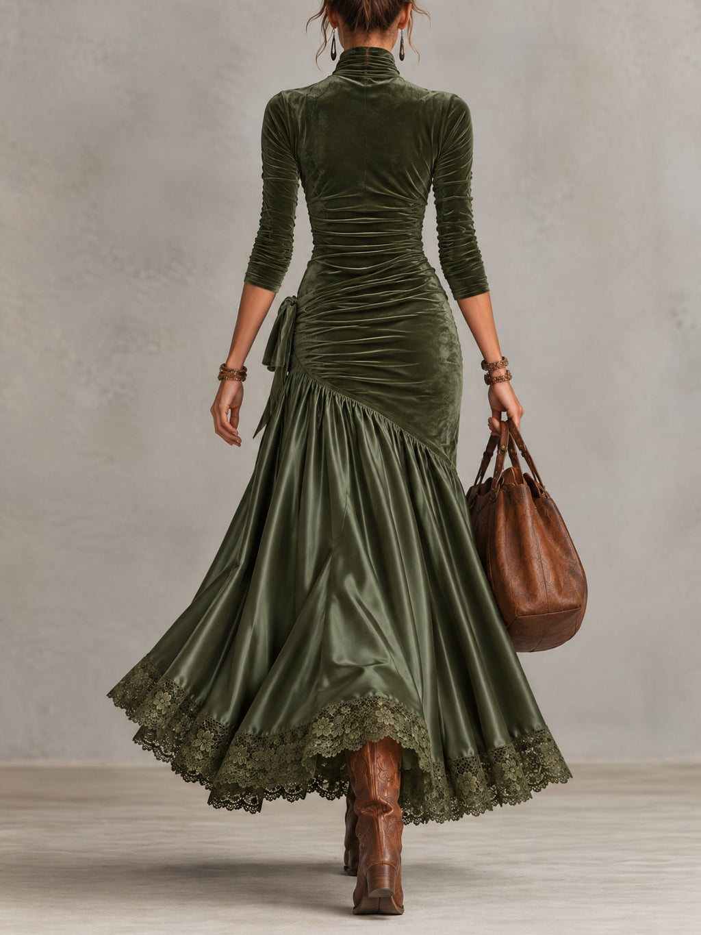Robe longue vert olive en velours stretch et satin avec bas en dentelle