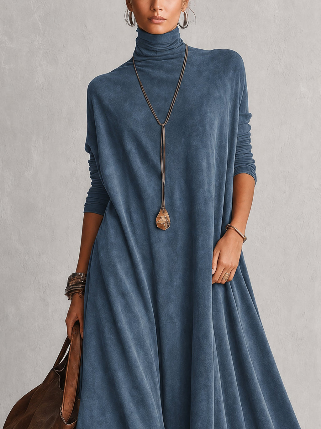 Robe longue vintage marron effet daim à manches longues et bas en dentelle