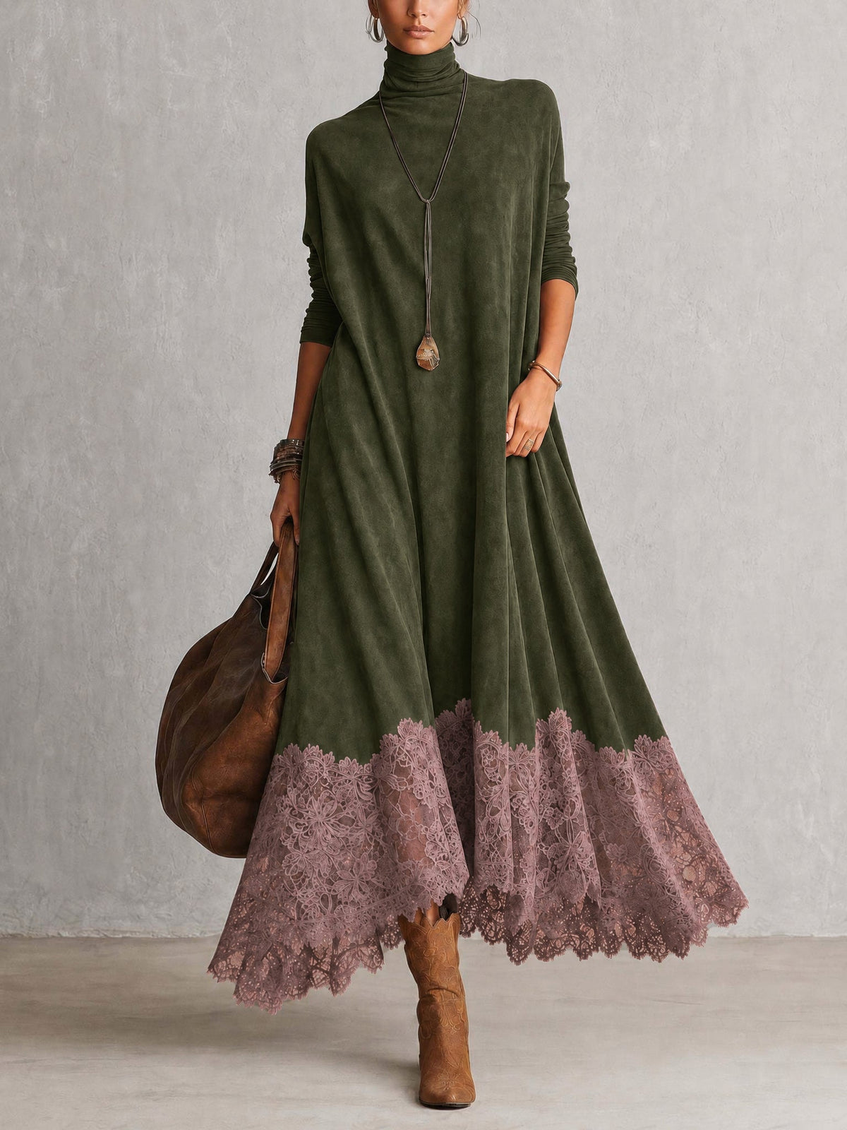 Robe longue vintage marron effet daim à manches longues et bas en dentelle
