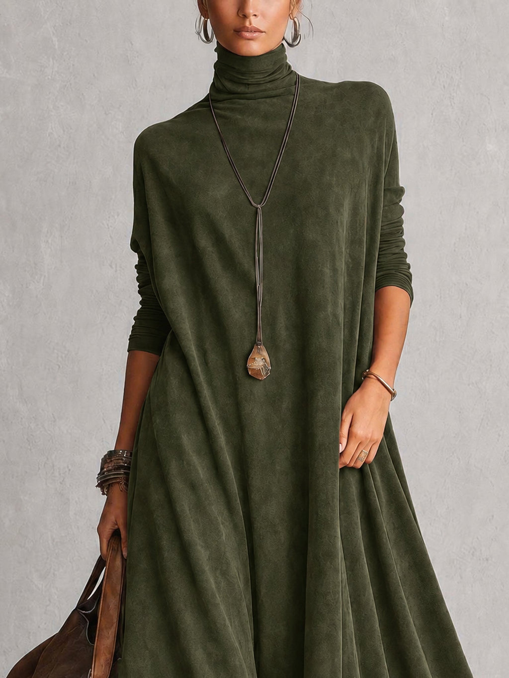 Robe longue vintage marron effet daim à manches longues et bas en dentelle