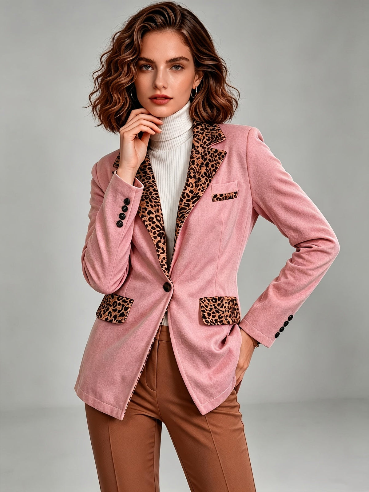 Clementine | Blazer ajusté en velours avec détails léopard
