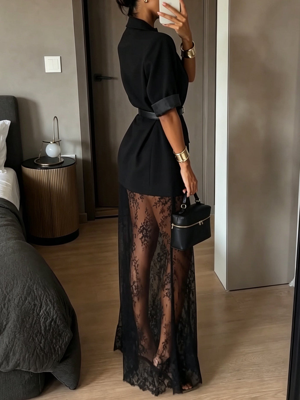 Conjunto negro de blazer de manga corta y vestido largo de encaje floral semitransparente con cinturón