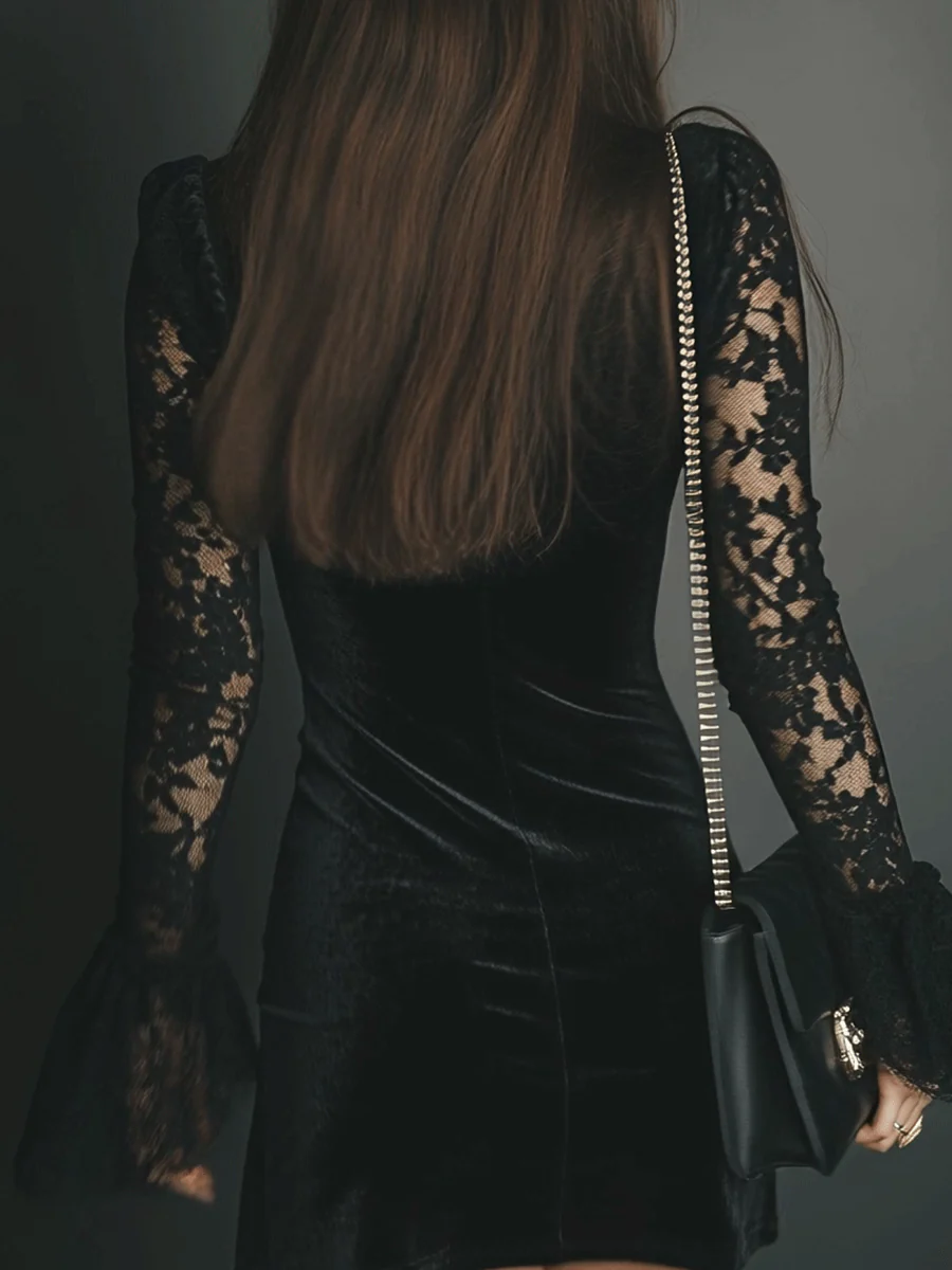 Lunori™ | Mini-robe en velours et dentelle Luna