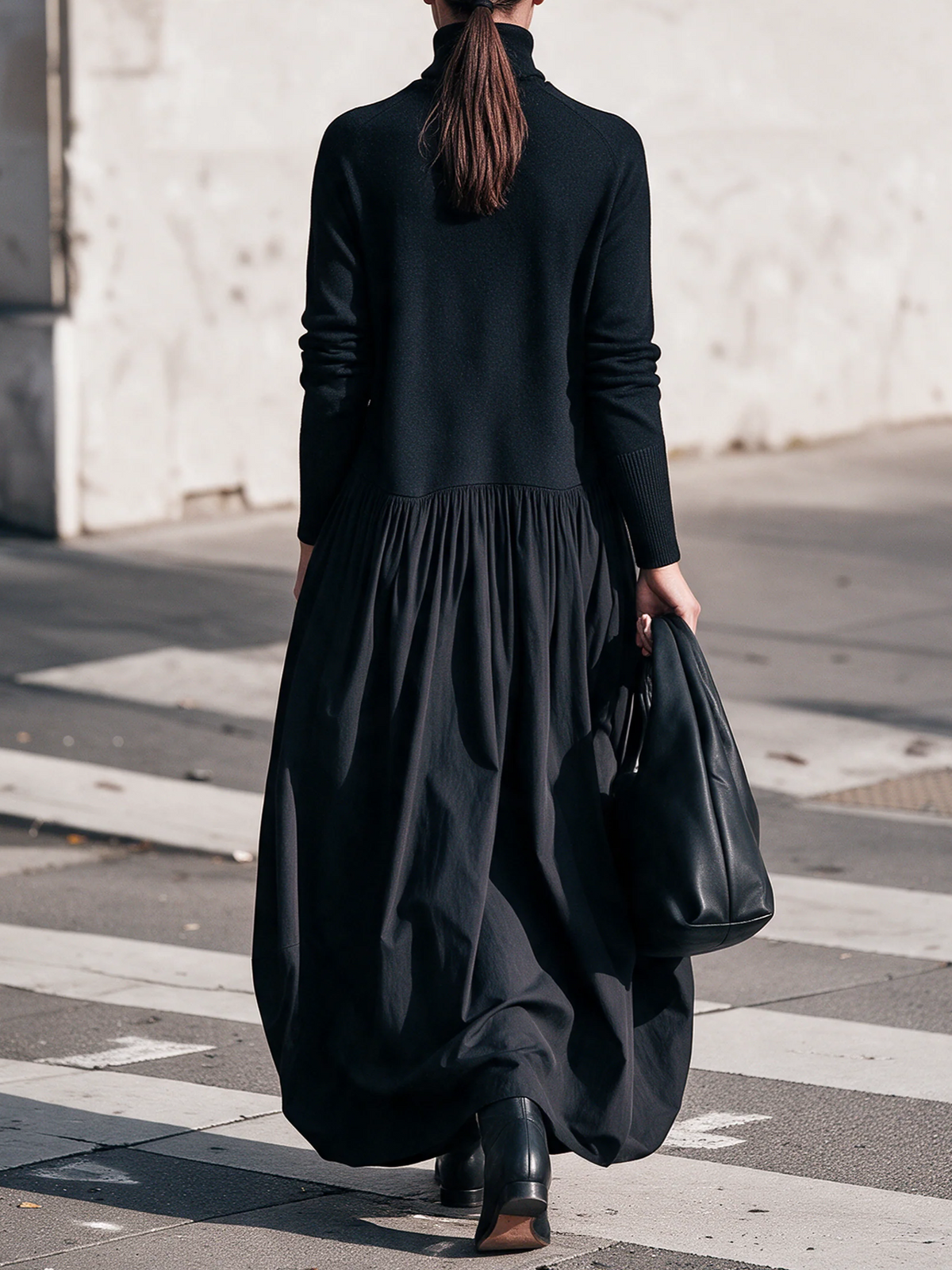 Robe longue oversize à col roulé et poches