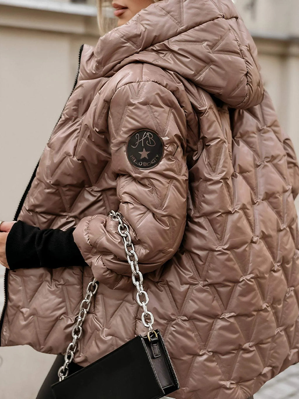 Eline | Veste matelassée brillante à capuche