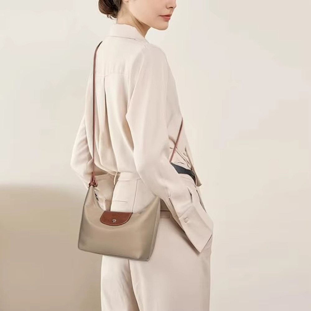 MINI SAC HOBO LONGCHAMP